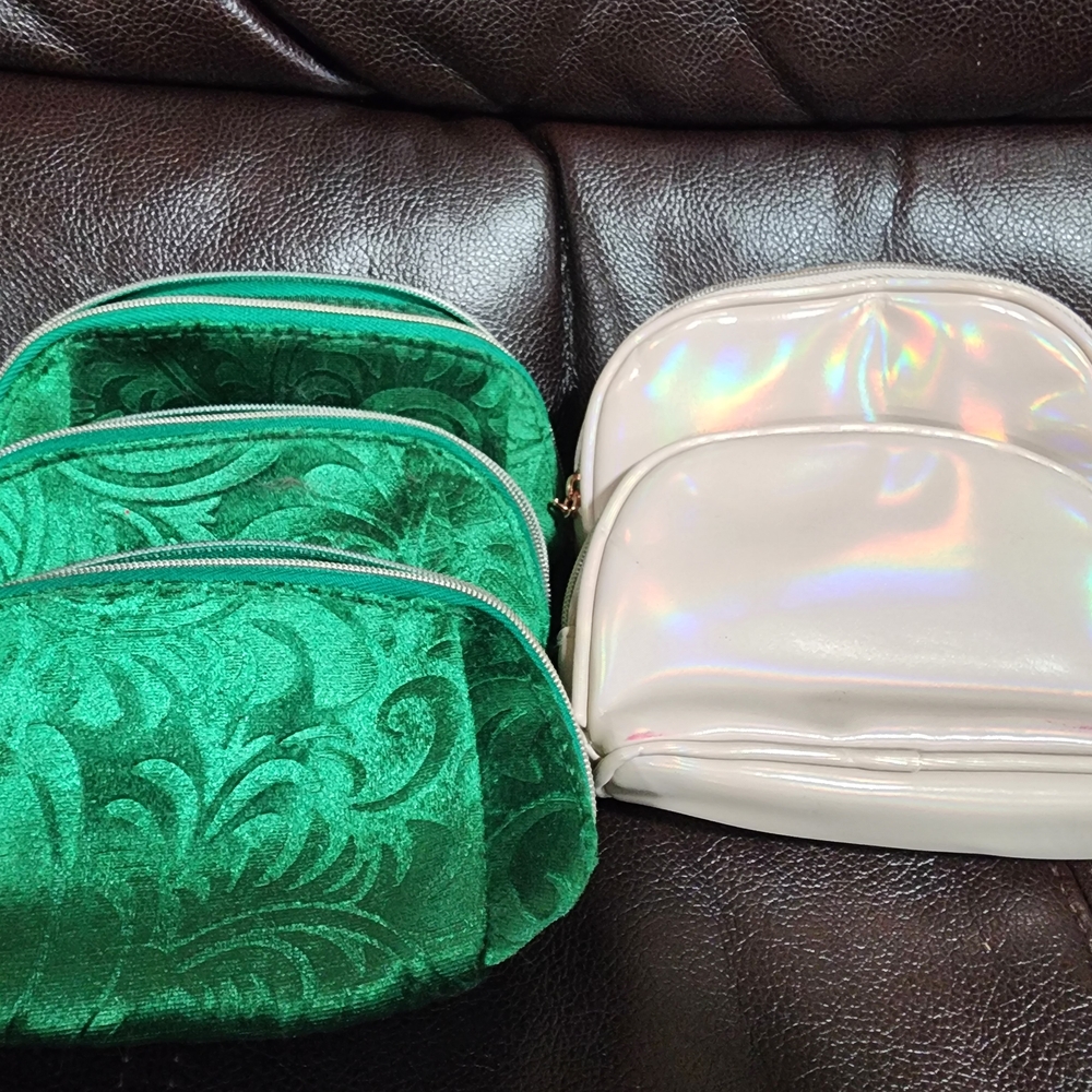SeneGence Cosmetic Bags